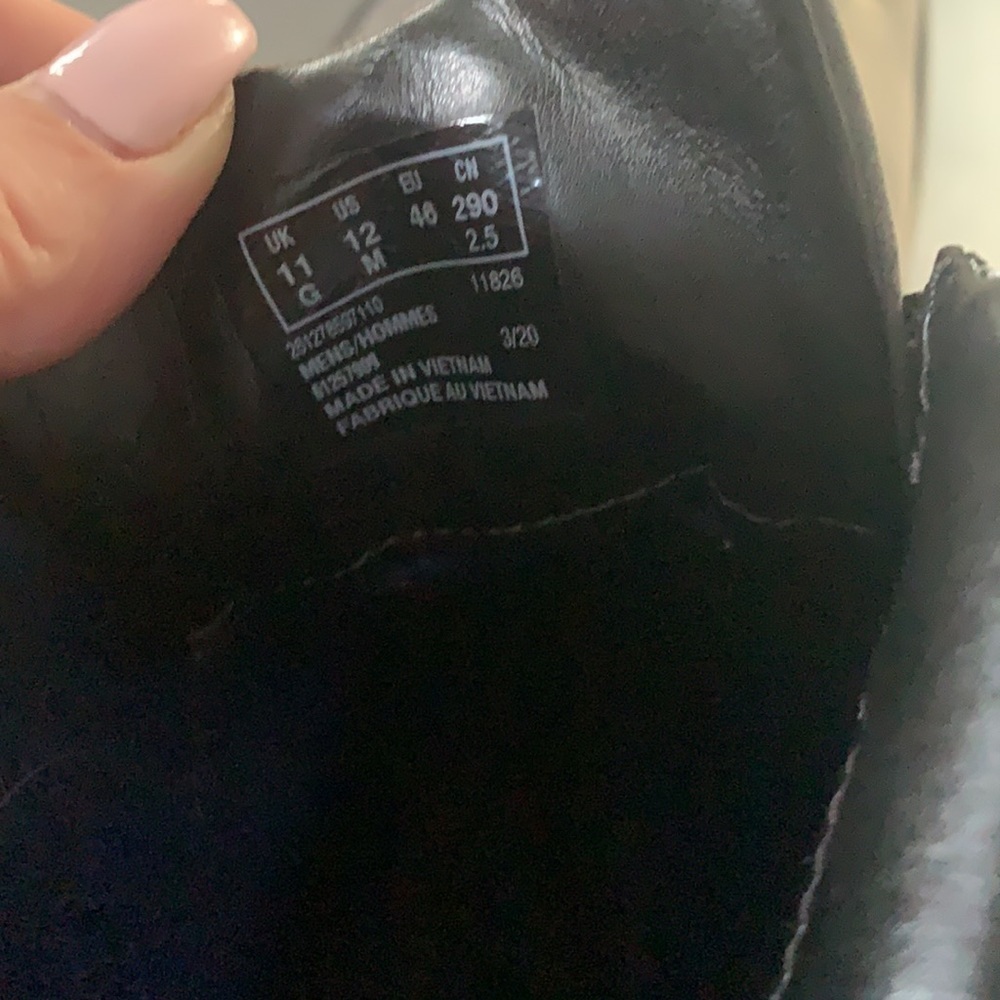Clarks - Picture 5 of 5